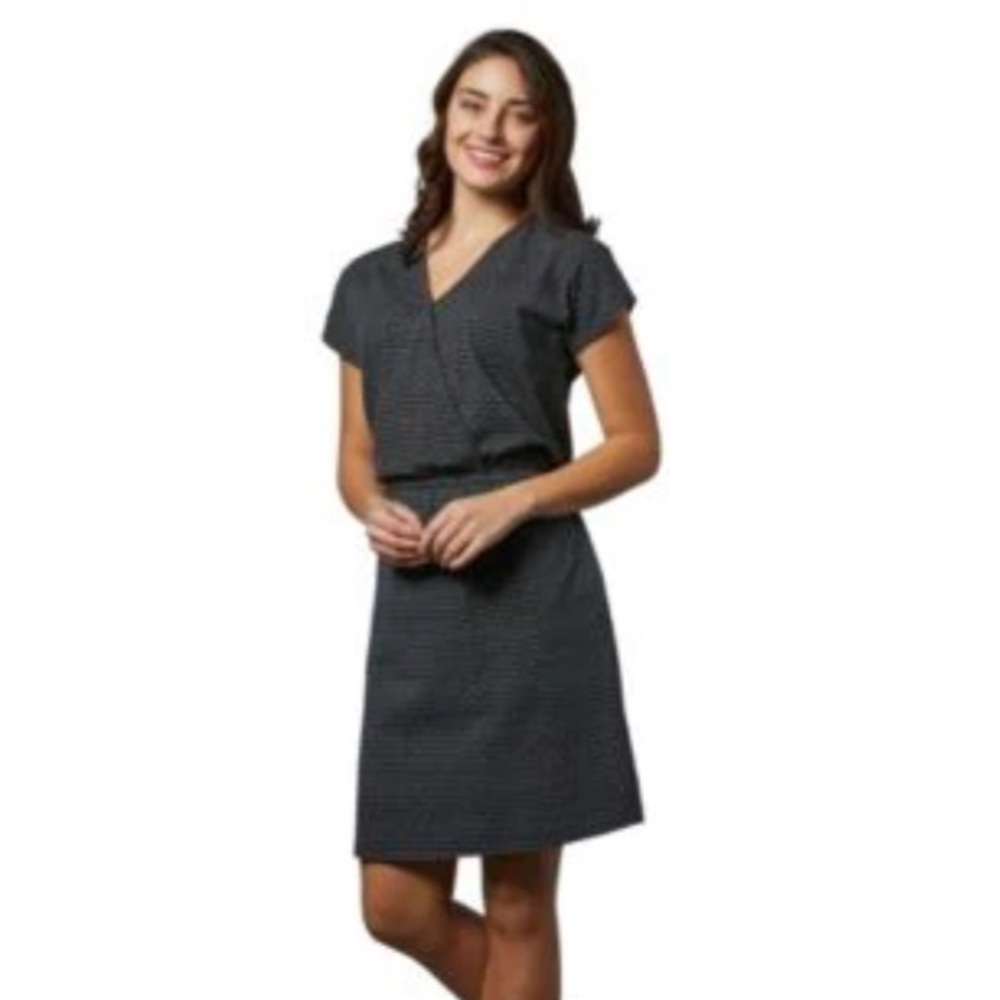 👗 2 for $20 Faux wrap dress